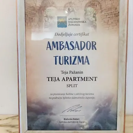 Teja ספליט